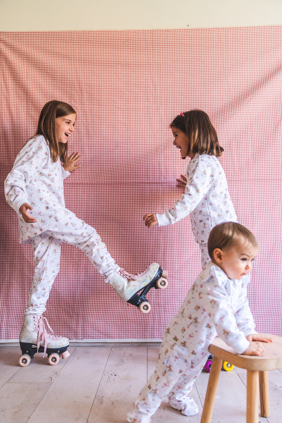 Pijama franela perritas en patines