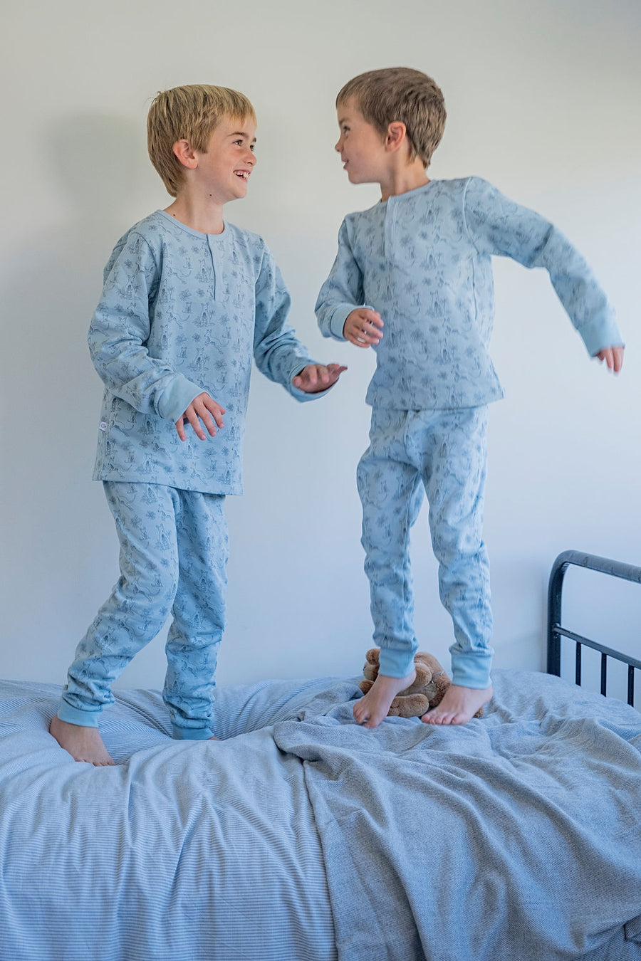 Pijama Kids Franela Canguros Celestes
